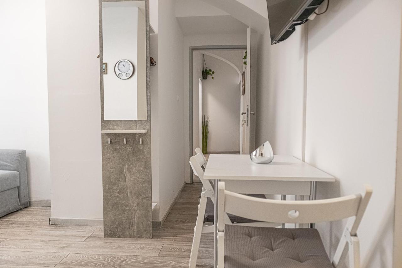 Pleasing Room Hauptbahnhof With Best Location Wiedeń Zewnętrze zdjęcie